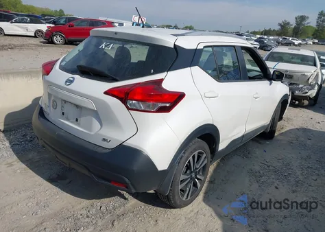2018 Nissan Kicks Sv из США, поврежденный, VIN 3N1CP5CU2JL543393